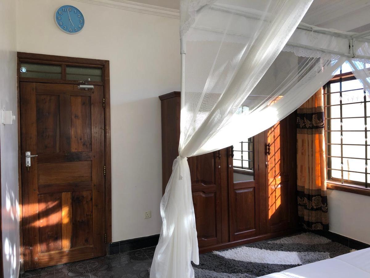 Апартаменты Jambo Hideaway Дар-эс-Саламе Экстерьер фото